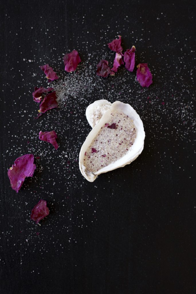 Sucre aromatisé à la rose sauvage