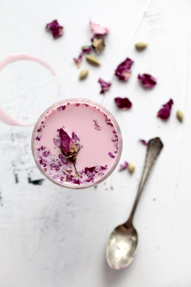 Lassi à la rose sauvage