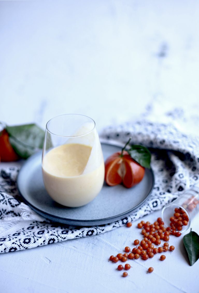Smoothie argousier, mangue et sirop d&rsquo;angélique