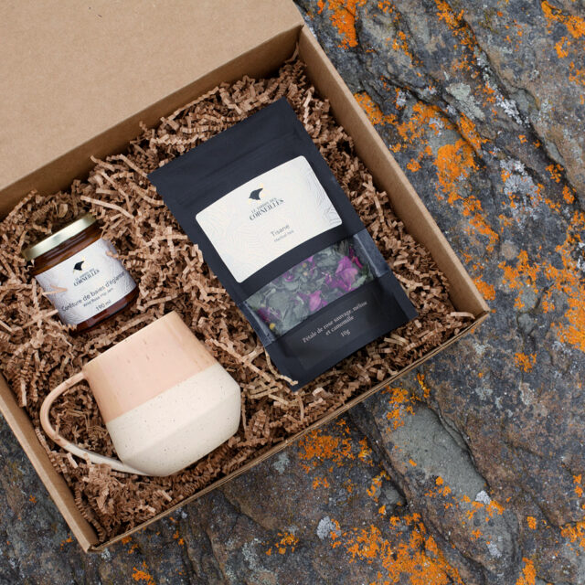 Coffret Hoya & Jardin des Corneilles, Déjeuner